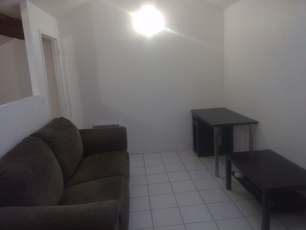 Studio situé tout près du métro guillotière (à une station de la place Bellecour Lyon, France Studio lumineux très bien placé Entire rental unit vacation rental 13522450