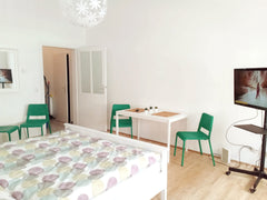 Die Wohnung ist klein, aber sehr fein und ganz neu eingerichtet.<br />Ideal für  Vienna, Austria Haus "Johnstrasse" - Wohnung 11 Entire loft vacation rental 38505990