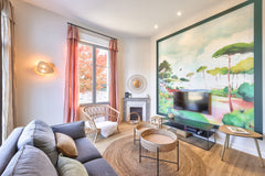 Maison de style arcachonnaise située dans un quartier calme et résidentiel. <br   L’Arcachonnaise -Maison rénovée proximité Bordeaux Entire townhouse vacation rental 53311584