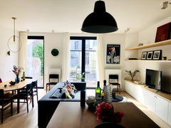 Magnifique duplex en plein coeur de Ixelles à côté de la place Flagey. <br /><br Brussels, Belgium Ixelles: superbe duplex dans une maison arrière Entire condo vacation rental 620609175727790312