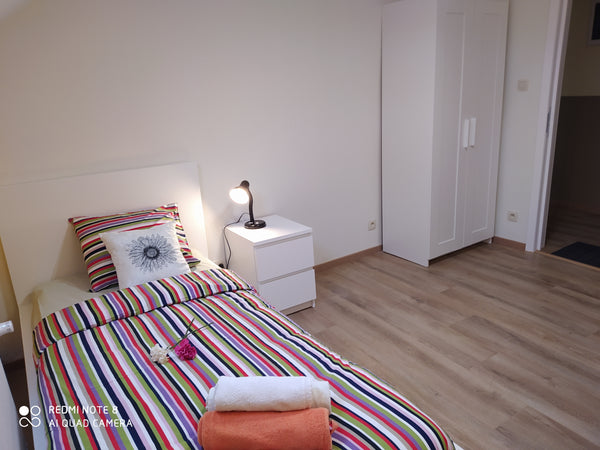 Modern studio in the brand new residence (renovated 2020) is only 4 minutes cycl Brussels, Belgium Cozy room EU & Center, ref D3S Private room in home vacation rental 49948450