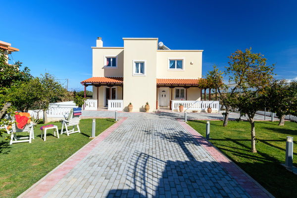 VILLA ALBION was created by a local cretan family,lying in the heart of western   VILLA ALBION UNLOCK YOUR SENSES  IN CRETE Entire villa vacation rental 581658384470400708