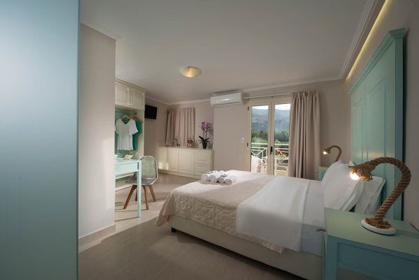 Deluxe Category is a special & new category in Notos Heights Hotel & Suites, wit Malia beach, Greece Deluxe Mini Suite Side Sea View Share Pool(A5)+BB Room in hotel vacation rental 21116338