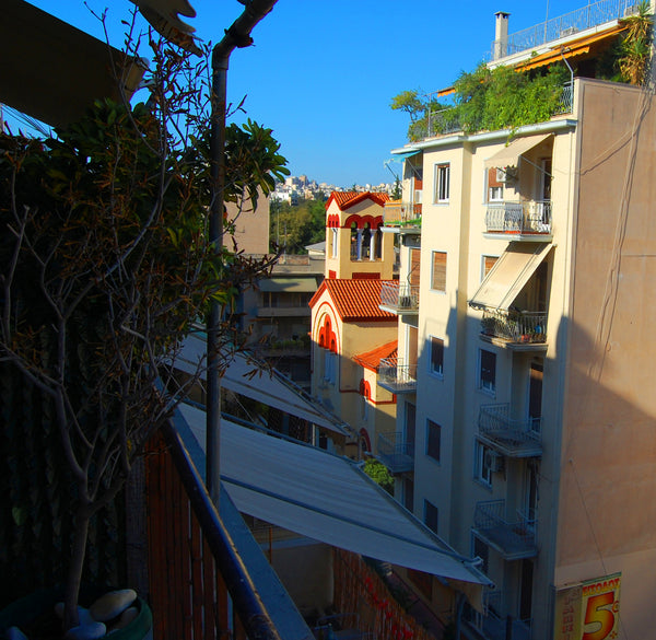 Renovated apartment in the center of Athens, 45 m2,located at a quiet neighborho Athens, Greece ΜΑΡΟΥΛΙΣ  Little Paradise Entire rental unit vacation rental 27778865