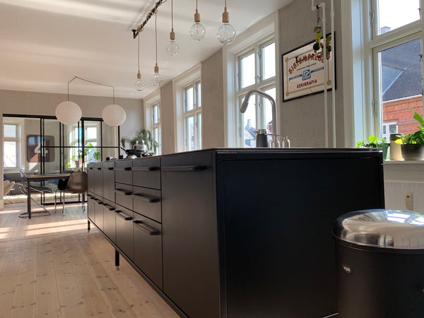 Fantastisk velindrettet lejlighed i to plan med køkken/alrum som omdrejningspunk Copenhagen, Denmark Fantastisk Vesterbro lejlighed i to plan Entire rental unit vacation rental 38426086