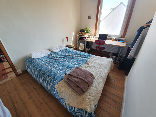 Nice and cosy room in cosy house where two girls are living, who can give you ti Ghent, Belgium Two-person bedroom in cosy house near centre Private room in townhouse vacation rental 50302423