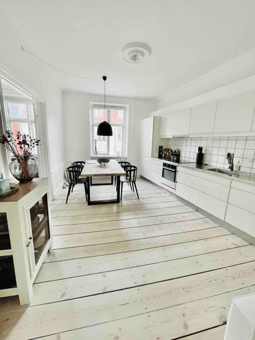 90 m2 located in the heart of Copenhagen. Only 15 minutes with the metro from th Hillerød, Denmark Beautiful 90m2 apartment in the heart ofCopenhagen Entire condo vacation rental 51293130