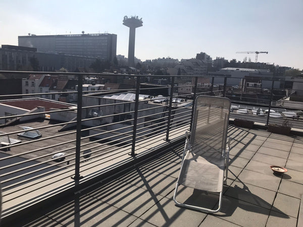 Spacieux appartement avec deux salles de bains dont une attenante à une chambre.  Superbe appartement rénové avec parking Entire rental unit vacation rental 590205344394367718