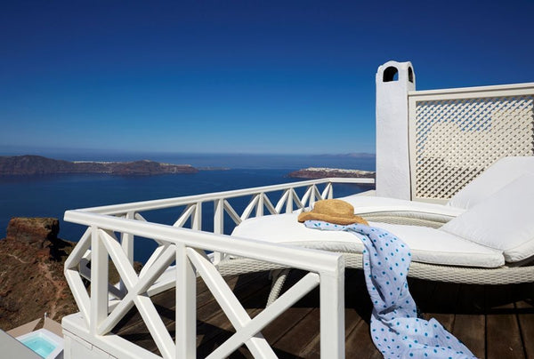 Located on the highest floor this suite  is ideal for guests who consider spacio  Superior Suite with private terrace & Caldera View Private room in bed and breakfast vacation rental 21687130