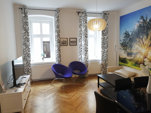 The Apartment includes a living room and 2 bedrooms and it is optimal for up to  Vienna, Austria 100 m2-Apartment with living room and 2 bedrooms Entire rental unit vacation rental 22077289