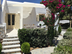 <b>The space</b><br />Villa Nausithoe is a 80/+50-sqm luxury Cycladic-style hous Frankfurt, Germany Villa Nausithoe I with private garden Cycladic home vacation rental 13949667