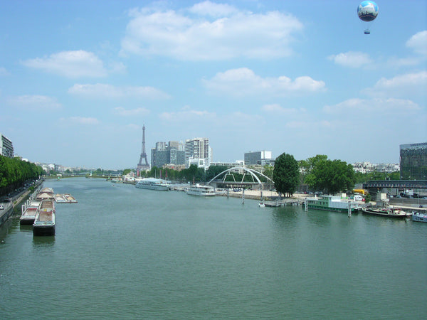 Très agréable petit studio de 10 m² au dernier étage (6 eme sans ascenseur) d'un Paris, France Joli petit studio Paris 16ème sud Entire rental unit vacation rental 16294218