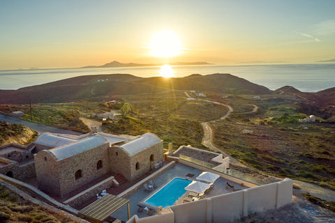 A sumptuous estate with mesmerising vistas of the Aegean for a large group of de Greece Anafi Casa Di Namphio Entire Property Entire villa vacation rental 50005445