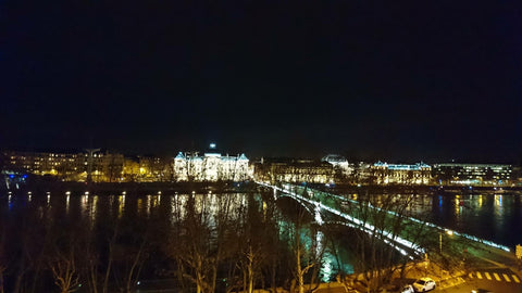 Appartement de 60m2 situé en plein centre ville de Lyon (à 5 min à pieds du metr Lyon, France Appt Lyon centre vue quai du Rhône Entire rental unit vacation rental 11956709