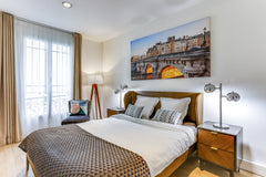 Très bel appartement loft, situé en plein coeur de Paris, au 3ème étage d'un imm Paris, France Superbe appartement loft, Paris Centre, 4 chambres Entire rental unit vacation rental 19111274