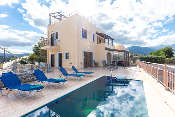 This beautiful two bedroom house with a private swimming pool, belongs to a nice Rethimnon, Greece Karoti 5a- Modern 2 bd house with a private pool Entire home vacation rental 42265562