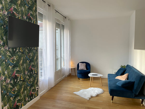 Studio in a luxury building secured by a guard, modern and bright in the heart o Lyon, France Modern and bright studio, near Tête d'Or, Lyon Entire rental unit vacation rental 47067921