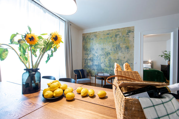Housed in a turn-of-the-20th-century building located in Smíchov, the Urban Retr  Urban Retreat | Smíchov Entire rental unit vacation rental 36342492