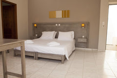 This comfy, ground floor and  recently renovated studio is located 50 meters fro  Seaside standard studio 40 m from the beach Entire serviced apartment vacation rental 23374819