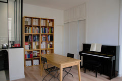 This sunny apartment is located in the very chic 8th arrondissement. All renovat Paris, France Sunny and Calm Apartment Entire rental unit vacation rental 10974882