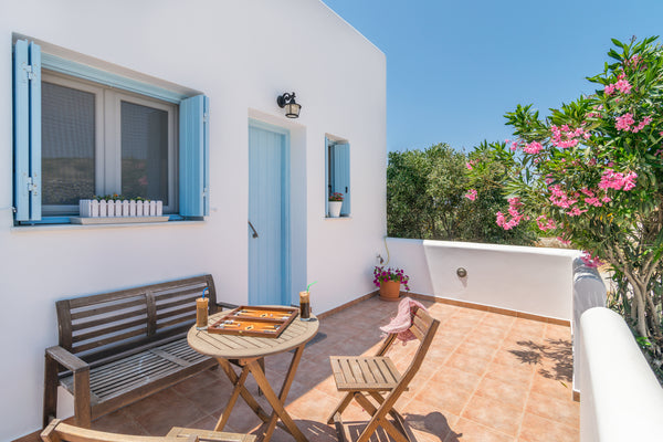 The cozy apartment is located at a very quite place 3 km out of Adamas, all surr  Peaceful and cozy Sea-view-Apartment Entire rental unit vacation rental 37131974