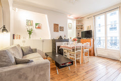 Welcome to the Dome! We know you will feel right at home in this well-designed a Paris, France Lovely Arc de Triomphe Studio! Entire rental unit vacation rental 139074