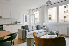 Feel at home wherever you choose to live with Blueground. You’ll love this brigh Vienna, Austria Mariahilf 2BR w/ Elevator, nr Mariahilfer Straße Entire rental unit vacation rental 615018024980811308