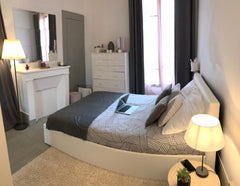 Chambre pour une personne seule est proche de Butte-aux-Cailles. L'emplacement e Paris, France Chambre lumineuse, spacieuse et propre Paris, 13e Private room in rental unit vacation rental 13483271