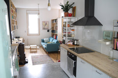 Agréable maison bordelaise avec jardin, rénovée récemment par une architecte. Ca Bordeaux, France Maison calme et lumineuse avec jardin Entire home vacation rental 19125984