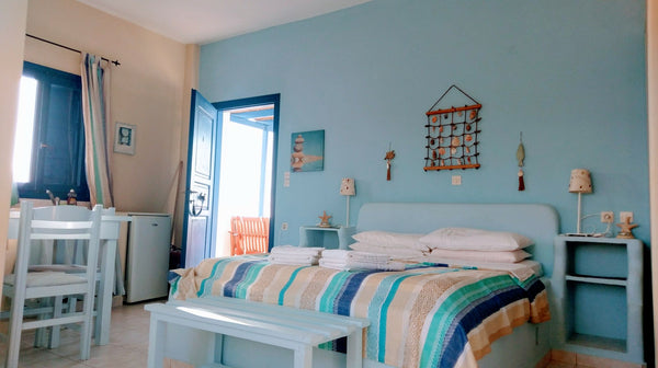 Unser Haus ist zu zwei Seiten vom Meer umgeben, in die eine Richtung blickt man  Greece Abschalten und auftanken mit traumhaftem Blick (4) Entire home vacation rental 20190122