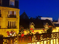 Bel appartement parisien au cœur du 18ème arrondissement à 15 min de Montmatre à  Appartement bohème à Paris! Entire rental unit vacation rental 9710215