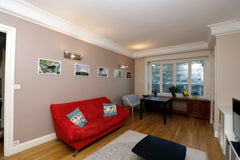 This spacious apartment is ideal to visit Lyon! Close to the Part-Dieu district, Lyon, France Nice apartment near Lyon Part Dieu Entire rental unit vacation rental 45310351