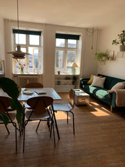 Cozy apartment in the middle of Copenhagen with a living room, bedroom with a bu  Hyggelig lejelighed på Vesterbro Entire condo vacation rental 44101836