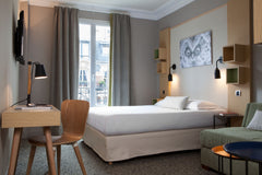 You can’t help but feel at ease and calm in this brand new hotel room, with its  Paris, France A lovely room Room in hotel vacation rental 12584623
