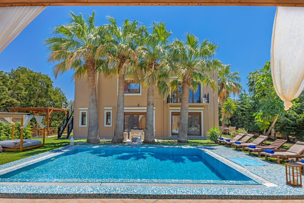 Luxury villa 500m2. <br />Just a few minutes from the center of Rhodes and the i  Luxury Mansion Rhodes, Ialysos, Rhodes Entire villa vacation rental 39818300