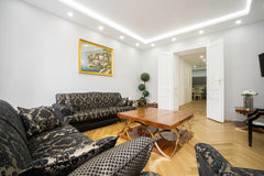Do you want to spend your vacation in Vienna comfortably? <br />Or are you here   ✔ Large 3-room apartment with a balcony. 2 minutes to Michelbeuern AKH Entire rental unit vacation rental 670847747823089625
