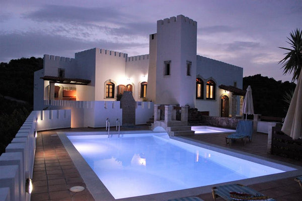 This is a beautiful villa on 2 levels, situated on a hill in the region of Upper Chania, Greece Villa Georgokastelo Entire villa vacation rental 575833477623032137