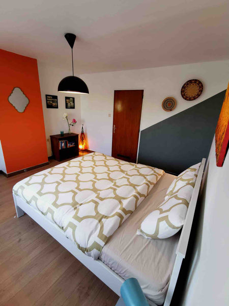 In our house you’ll find a simple but clean room, located nearby the city centre Ghent, Belgium Cosy room double bed close to Dampoort train (2) Private room in home vacation rental 52756889