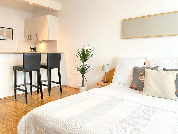 Ein tolles Studio in Wien wartet auf Sie.<br />Die Wohnung liegt 2-3min Gehminut Vienna, Austria Studio next to Karlsplatz/Karlskirche Entire rental unit vacation rental 53692693