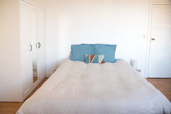 Charmante maison de ville située à deux pas de la Gare Saint Jean. Location d'un Bordeaux, France Chambre & SDB privée dans maison - proche Gare Private room in townhouse vacation rental 49090670