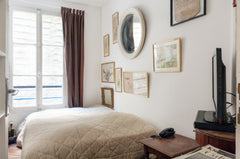 À deux pas de la Basilique du Sacré Cœur. Dans une charmante petite rue de Montm Paris, France Petit nid - village de Montmartre Entire condo vacation rental 19974916