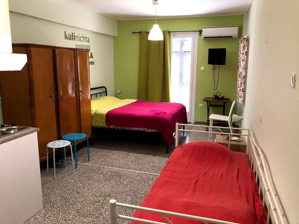Simple, no frills, fully furnished studios for comfortable stays in Athens - for Kalamata, Greece Furnished studio flat in Monastiraki Entire rental unit vacation rental 45747929