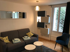 Studio équipe à neuf situé cité Dupont<br />Machine à laver<br />Nespresso<br /> Montrouge, France Studio Dupont Entire rental unit vacation rental 29620176