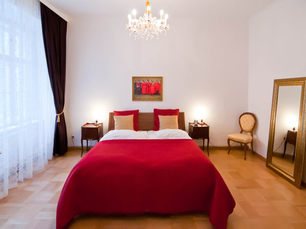 Concerto is a spacious 5-room, 3-bedroom apartment in a pedestrian zone. <br />L Vienna, Austria Concerto large 3-bedroom apartment nearJudenplatz Entire rental unit vacation rental 265300