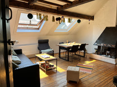 L’appartement est situé dans le quartier du sablon. Qui est aussi le quartier de  Bruxelles-centre: Flat au sablon Entire rental unit vacation rental 642827396325725633