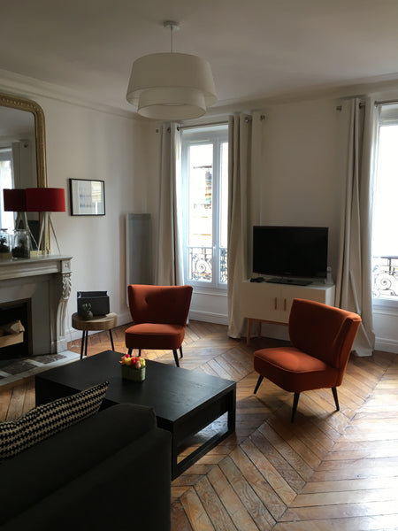 Notre appartement (lumineux deux pièces de 60 m2) se situe au 3eme étage avec as Paris, France Lumineux deux pièces et parking Entire rental unit vacation rental 19108816