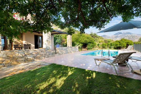 Private living, including hotel service!<br />The combination of both makes Meli Melidoni, Greece spacious private Villa including Hotel service Entire home vacation rental 4159505