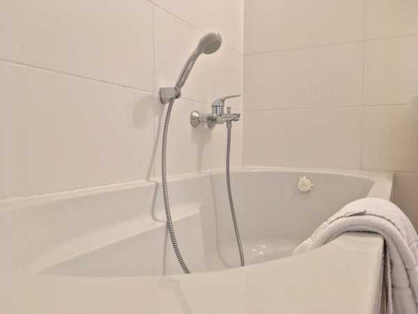 Die Wohnung selbst ist ruhig gelegen im 4. Liftstock eines typischen Altwiener B Vienna, Austria Wipplingerstrasse – Historisches Wien Entire rental unit vacation rental 38341492