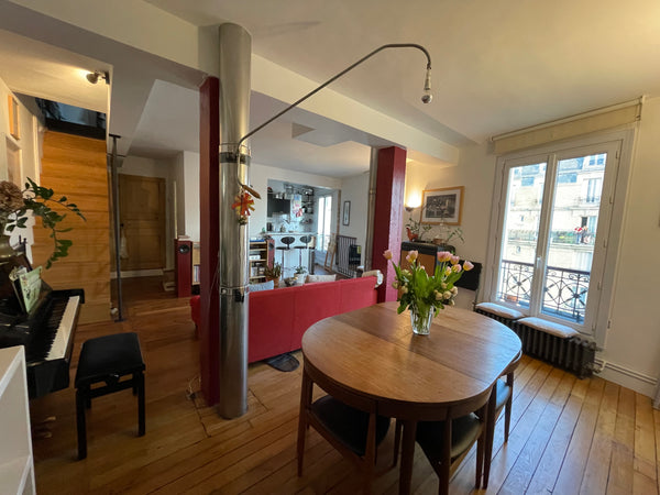 Perfect location to start your tour of Paris. Everything a couple (or couple wit Paris, France SUNNY 1BEDROOM NXT CANAL St MARTIN Entire rental unit vacation rental 1464176