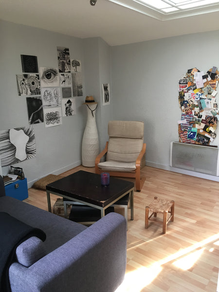 Appartement entier, lumineux, en plein centre ville bordelais. Tout se fait à pi  Bel appartement hyper centre bordelais Entire rental unit vacation rental 22956333